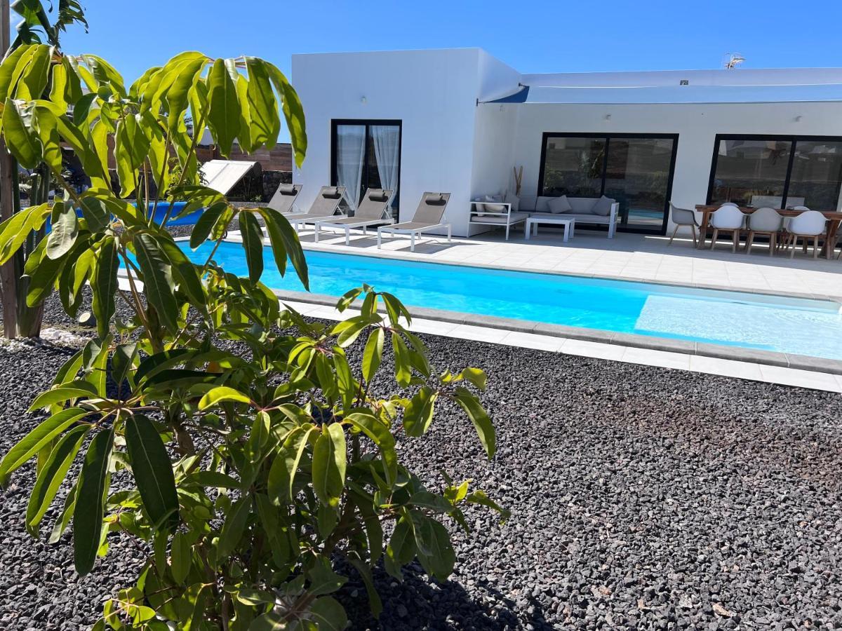 Superbe Villa Valentina, piscine chauffée, wifi Lajares Esterno foto
